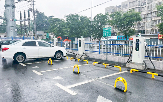 公共停車(chē)場(chǎng).jpg